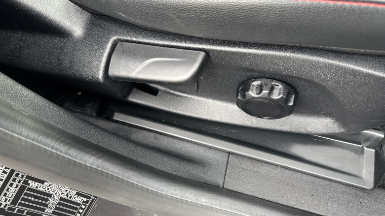 Ford Puma 1.0 EcoBoost Hybrid mHEV ST-Line X 5dr Petrol Hatchback